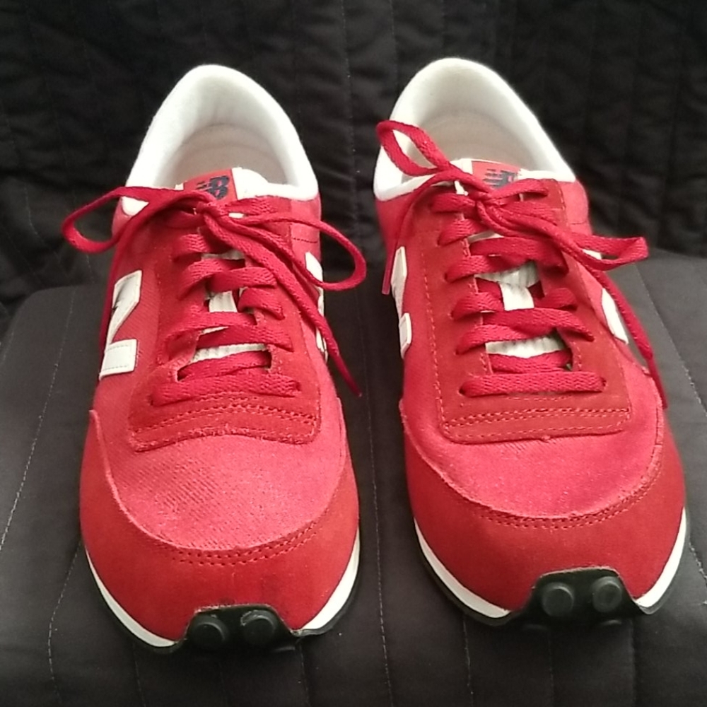 New Balance 410 Sneakers